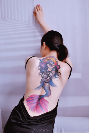 Tattoo by Momo tattooist. Guangzhou Tattoo - #Justtattoo #GuangzhouTattoo #OriginalTattoo #TattooManuscript #TattooDesign #TattooFemaleTattooist #watercolortattoo #watercolor #girltattoos #girls #mermaidtattoo #mermaid #realism #realismtattoo #seamaid #seamaidtattoo 