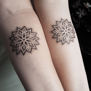 Our mother-daughter tattoo 🌸