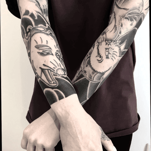 Kitsune arm #btattooing#blackboldsociety#blacktoptattooing#BLXCKINK#oldlines#tattoosandflash#darkartists#tattoosandflash#topclasstattooing#darkartists#thebesttattooartist #japanesetattoos #irezumitattoo #horimono #tatuaggiogiapponese #orientaltattoos #irezumcolletctive #waterlawtattoobutter #tattoodo #tattoodoambassador