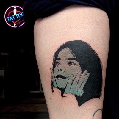 Tattoo by Lara aka 90sdolphintattoo #Lara #90sdolphintattoo #famousportraittattoo #famousportrait #portraittattoo #portrait #famous #bjork #music #musictattoo #singer #color #illustrative