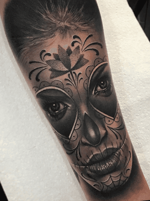 #dayofthedeadgirl #dayofthedead #blackandgrey #forearmtattoo #realism 