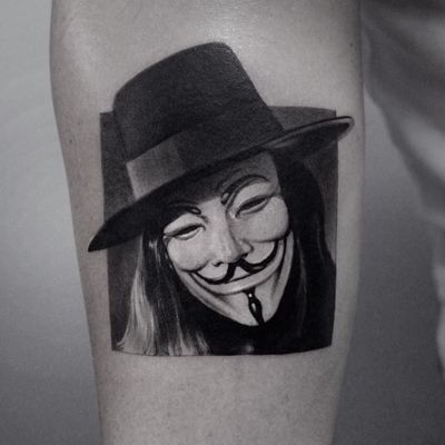 Tattoo by ColdGray #ColdGray #favorite #favoritetattoos #realism #realistic #hyperrealism #vforvendetta #V #movietattoo #filmtattoo #filmstill #mask #anarchy #freedom #portrait #manga #comicbook #graphicnovel