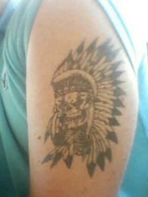 Sorry not the best qualityWas actually my first tattoo 6 years ago that I drew myself, the parlor that did it for me has closed down now due to the owner passing away... R.I.P. Benjamin "Fat Kat" White#indian #native #cherokee #skull #nativeskull #selfdrawn 