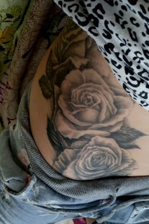 #rosestattoo #flowers #blackAndWhite #tattooartist #mytattoocollection 