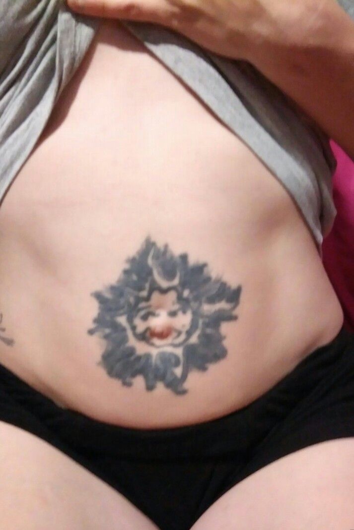 Sun Belly Button Tattoo  Tatuaje de botón Tatuaje abdomen Tatuaje  circular