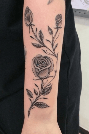 Flores #rosa #rosas #tat2 #tattooartist #tatuagem #tatuaje #tatouage 