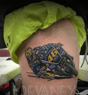 First convention first motor bike tattoo . Pretty happy with how this came out :) @devaneytattoos #tattooartist #ValentinoRossi #motorbike #tattoos #devaneytattoos #tattooconvention #ink #tattooart 