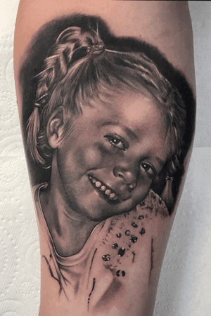 Portrait of my customers daughter. #portraittattoo #portrait #blackandgrey #blackandgreytattoo #realism #realistic 