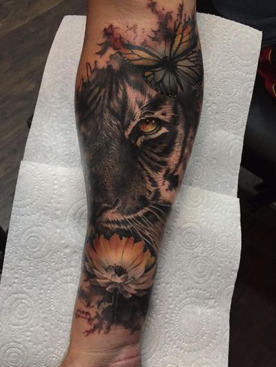 Tiger foreman tattoo #Tattoodo @tattoodo 