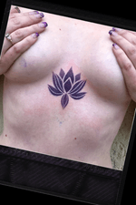 #dotwork #dotworktattoo #pointillism #tattooartist #houston #lotus 