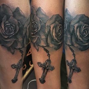 Black roses in black and gray realism
