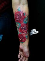 #roses #rosetattoo #watercolortattoo #watercolorrose #tattoo2me #mandalatattoo #freehandtattoo #electricink #tattoodo #tattoodobr #tattoodobrasil
