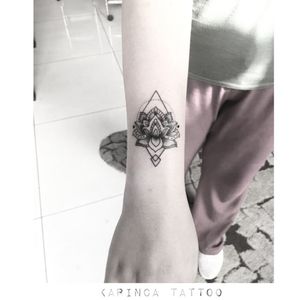 🌸You can check my works on instagram also.Instagram: @karincatattoo #mandala #arm #karinca #tattoo #tattoos #tattoodesign #tattooartist #tattooer #tattoostudio #tattoolove #ink #tattooed #girl #woman #tattedup #dövme #dövmeci #istanbul #turkey 