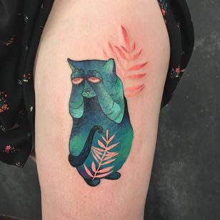 Tatuaje de Joanna Świrska alias Dzo Lama #JoannaSwirska #DzoLama # ilustrativo #naturaleza # boceto #linework #dotwork #cat #kitty #leaves #plant # eyes # third eye #surreal #watercolor