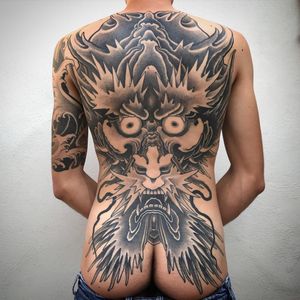 Tattoo by Fabio Gargiulo #FabioGargiulo #badasstattoo #blackandgrey #Japanese #dragon #bodysuit #mythicalcreature #magic #animal #waves #monster
