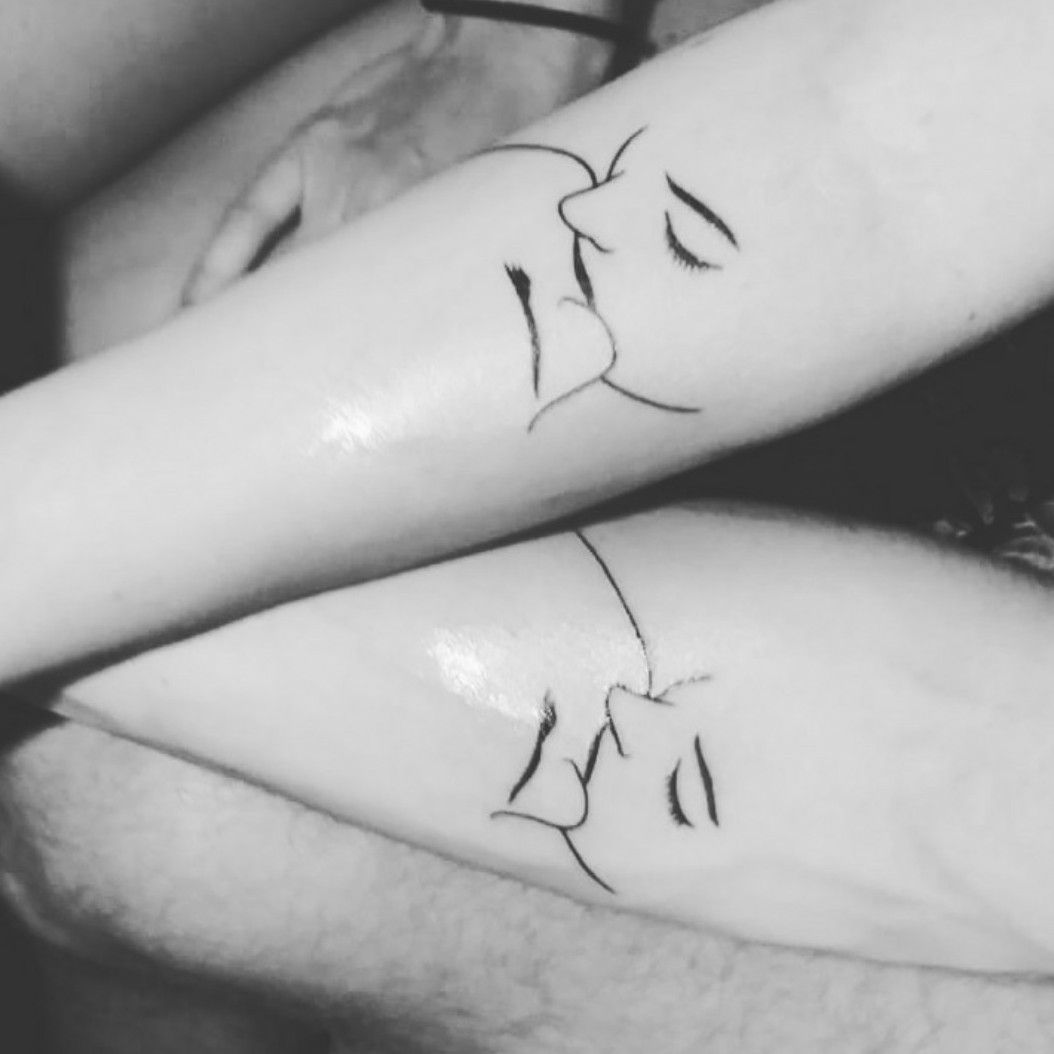Tattoo uploaded by kevintattoo94 • #kisstattoo #kissing #kiss  #kissingcouple #kissink #tattoo #ink #tatuaje #tatuaggio #coupletattoo  @kevin_tattoo • Tattoodo