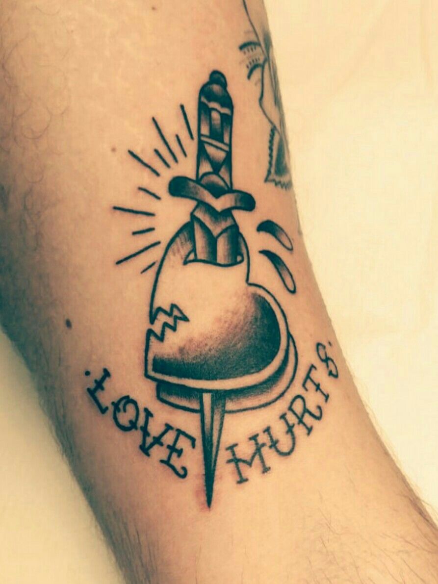 Tattoo uploaded by Carlos Calaça • Love hurts • Tattoodo