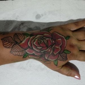 Tattoo de hj#Rose#lionkingtattoo 