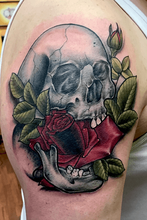 Skull/Rose #tattooartist #skull #rose #art #neotraditional #mannheim 