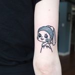 Tattoo by Tattooer Yoojin aka stnrtat #tattooeryoojin #stnrtat #finearttattoos #finearttattoo #fineart #painting #Vermeer #girlwithapearearring #pearl #lady #ladyhead #replica #cute