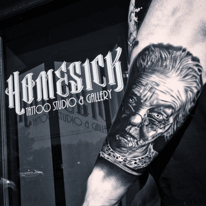 Storyteller from HHN - by Virgo - Homesick Tattoo Studio - Orlando, Florida #portait #blackandgreytattoo #portraittattoo #horror #realism #realistic #orlando #florida #detail #blackandgrey 
