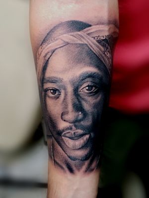 Heres a Tupac portrait I just did the other day