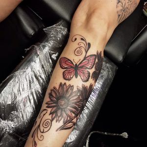 Pink butterfly, shaded lillys, half leg sleeve