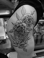 Roses black and grey By Emanuel