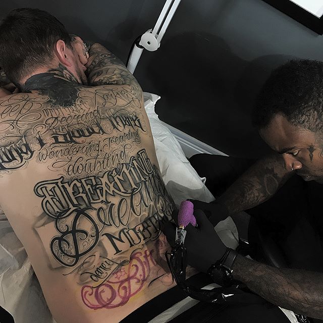 Tattoos How to tell a good tattoo artist from a bad one