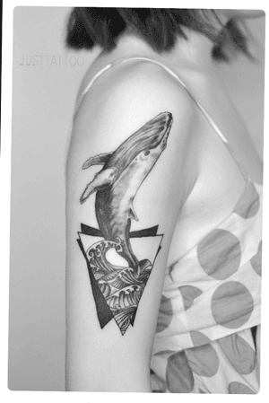Tattoo by Sushi tattooist. Wechat：Justtattoo02 Guangzhou Tattoo - #Justtattoo #GuangzhouTattoo #OriginalTattoo #TattooManuscript #TattooDesign #TattooFemaleTattooist #blackandgraytattoo #blacksndgray #whale #whaletattoo #oceantattoo #skytattoo 
