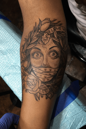 Neotrad style i lobe u more tattoo had some fun on this piece thanks for l👀king  #neotraditionaltattoo #blackandgrey #bishoprotary #nocturnalinks 