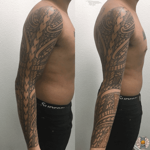Some full sleeve action! Just outline. Black and shading to come!