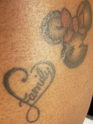 Infinity heart with family in cursive and broken Minnie Mouse 