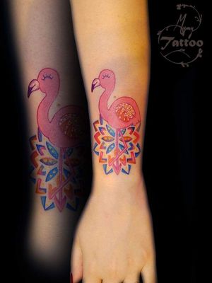 🌼Cute #flamingotattoo with #glitters 🌼#Flamingo #kawaii #kawaiitattoo #glittertattoo #tattoo #pink #mandala #mandalatattoo #colorful #colortattoo #color #birds #birdtatattoo 