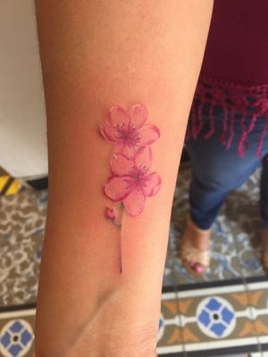 Sakuras 🌸 Tattoo I did yesterday. Booking on my whatsapp +522223605806 and DM ✌🏻 🤓 #flower #sakura #tattoo #tatuaje #forearm #forearmtattoo #antebrazo #colortattoo #tattooedgirls #ink #inked #pink #flor #rosa #tatuaje #tatuadoresmexicanos #puebla #mexico #HybridoKymera #madeinmexico #hechoenmexico