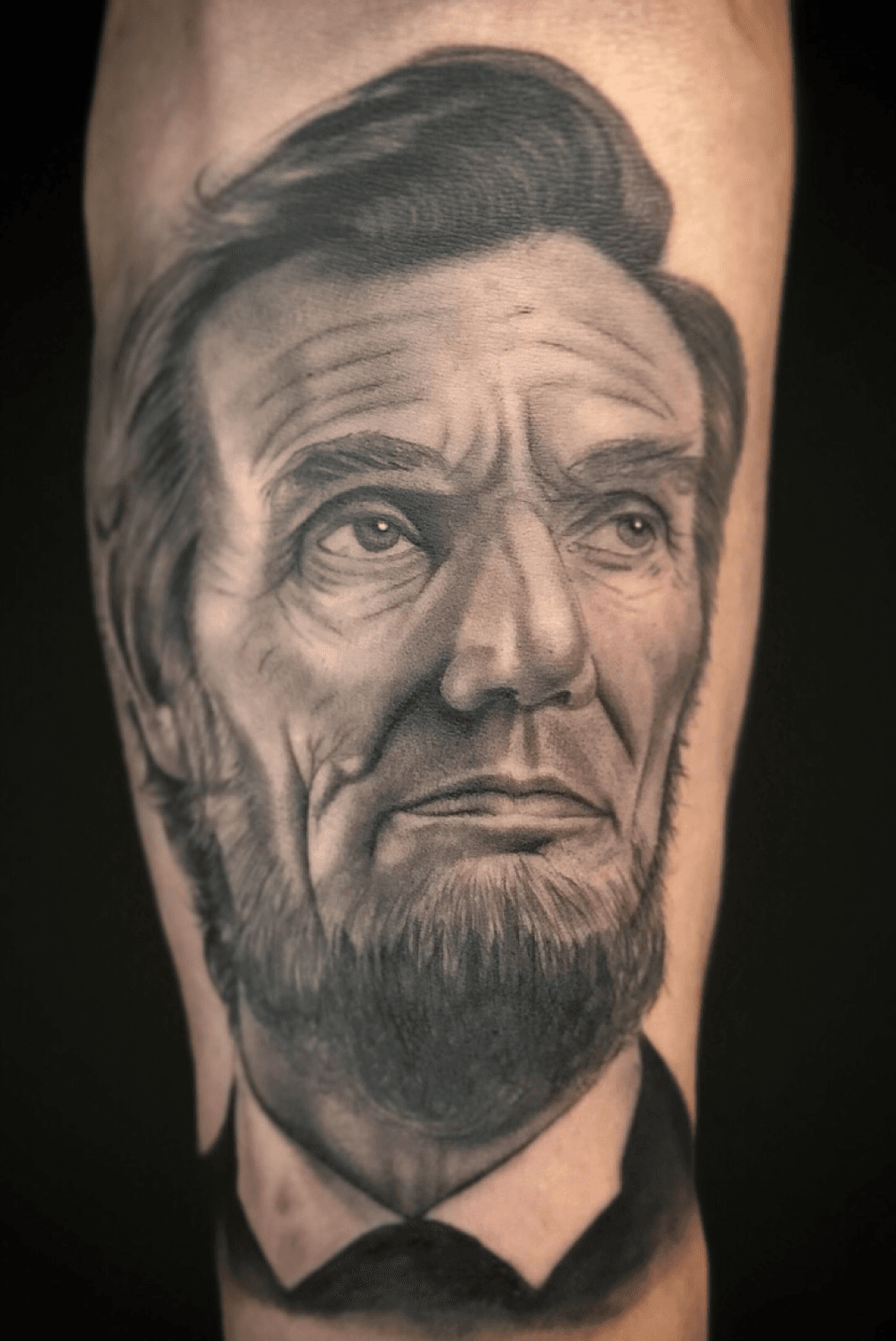 Halloween is in just a few days so a zombie Abraham Lincoln seems perfect  This was fun austindublois9  ryanthompsonta  Zombie tattoos Tattoos  Leg tattoos