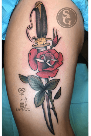 Rose... #tattooartist #art #flower #color #neotraditional #Tattoodo 