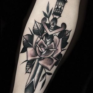 Tattoo by Derick Montez #DerickMontez #planttattoos #planttattoo #plant #nature #blackandgrey #sword #knife #dagger #rose #leaves