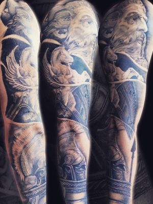 #tattooink #tattoo #TattooManga #tattoozeus #eternal #Roman #spartantattoo #pegasus #blackandgrey 