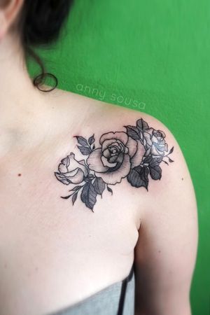 girly tattoos on front shoulder