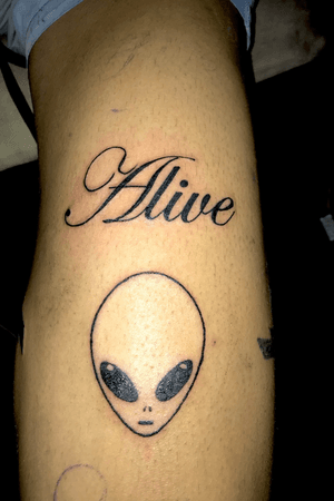 Para Alonso #alien #alive #lettering 