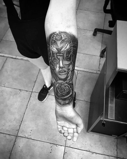 Flash tattoo