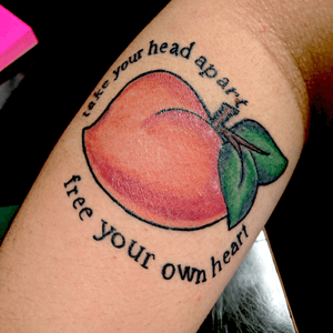 Peachy 🍑