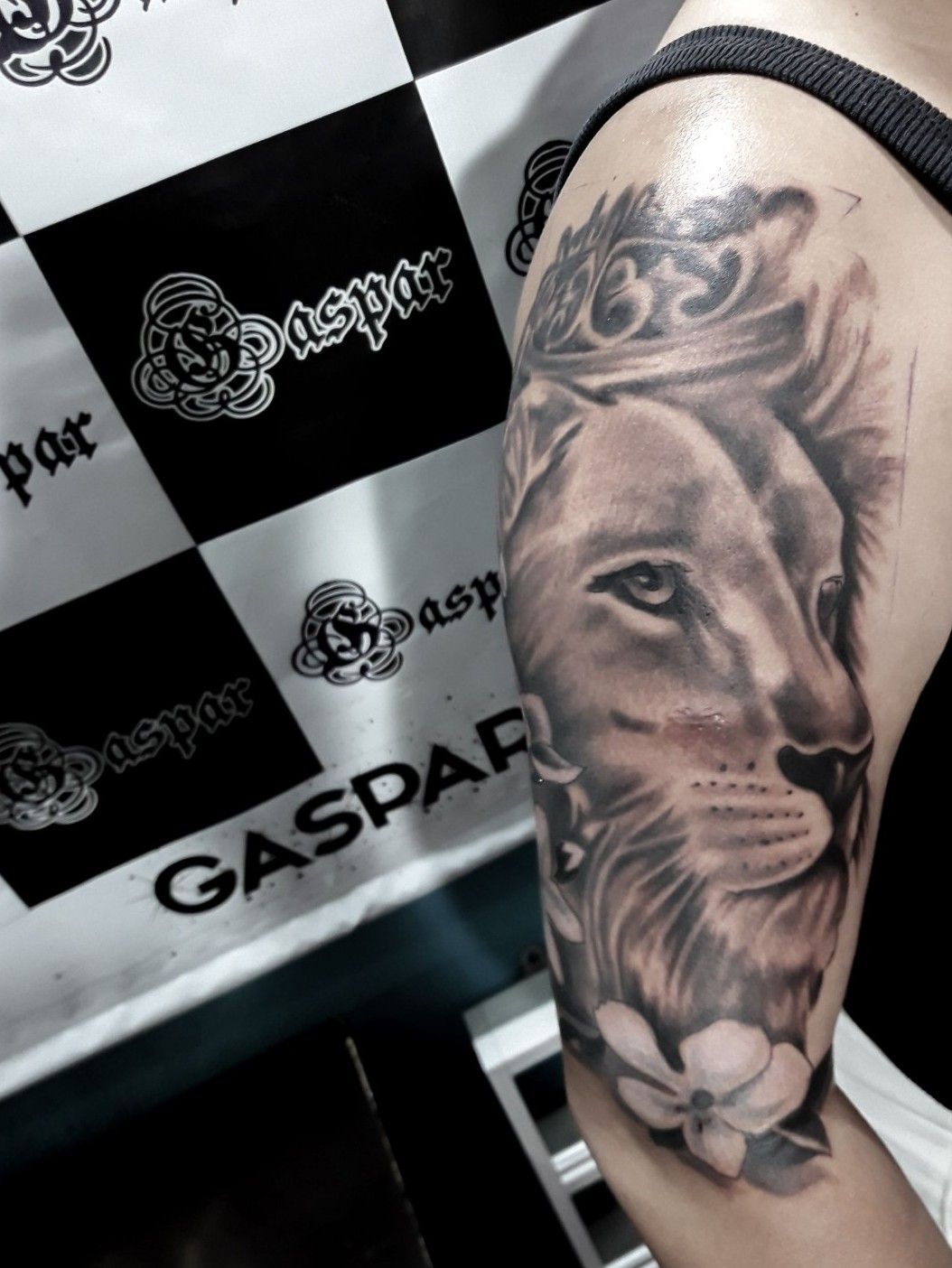 Tattoo Uploaded By Bruno Gaspar Tatuagem Blackandgrey Black Blackandgreytattoo Selva Crianca Bebe Tattoodo