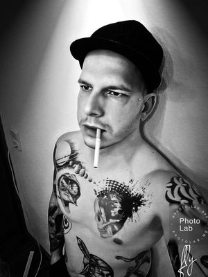 #cigarette #guyswithtattoos #guyswithink #skull #trashpolka #tribal #fearandloathing #native #space #blackandgrey #blackAndWhite #lettering 