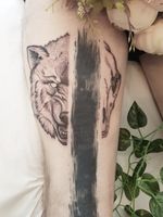 #tattooculturemag #blackandwhite #blackwork #thalink #tattoo #tattooart #ink #inked #engraving #belgium #brussels #tattrx #blackworksubmissions #iblackwork #tatouage #onlythedarkest #onlyblackart #inkedgirls #tttism #tattooart #art #wolf #wolves #skulls #skulltattoo #scientificillustration #whip #belgiumtattoo #whipshading #angrywolf 