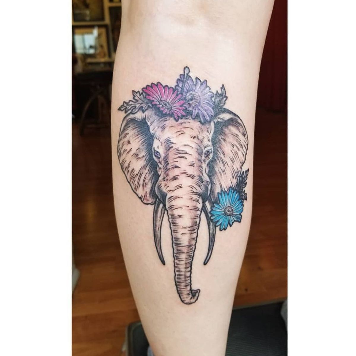 Tattoo uploaded by Ashley Pillar • #elephant #daisies • Tattoodo
