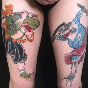 Tattoo by Junior Tattooing #JuniorTattooing #JapaneseTattoo #Japaneseinspired #Japaneseinspiredtattoo #Japanesestyle #Japanese #frogs #samurai #samuraisword #sword #color