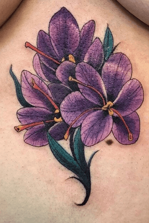 Saffron flowers by @auraespinosa in Mexico City 