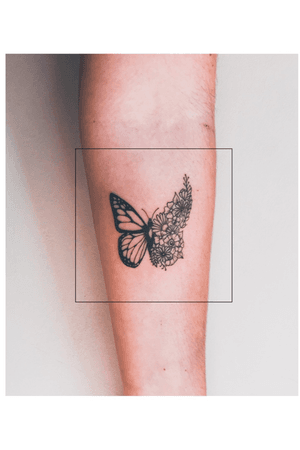 #butterflytattoo #butterfly #tattooinspiration #tattooart #tattoo #flowers #tattoosforgirls 